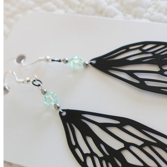 Black Long Chain Hard Candy Necklace Set / Fairy Wing Earrings - Picture 5 of 9